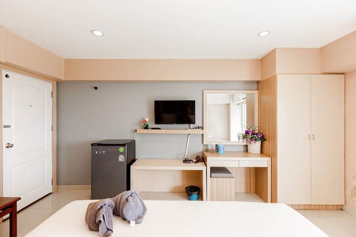 Room 54 of 93