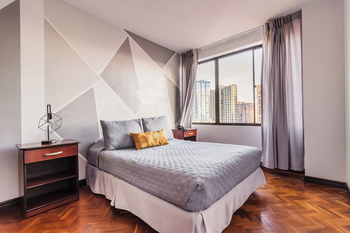 Room 3 of 36