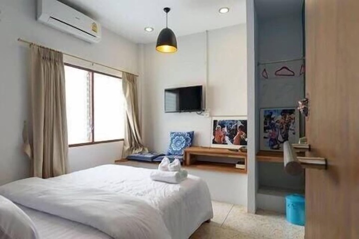 Room 14 of 52