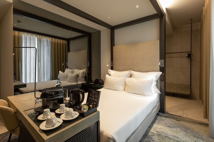 Room 14 of 51