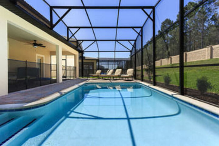 Pool 61 of 84