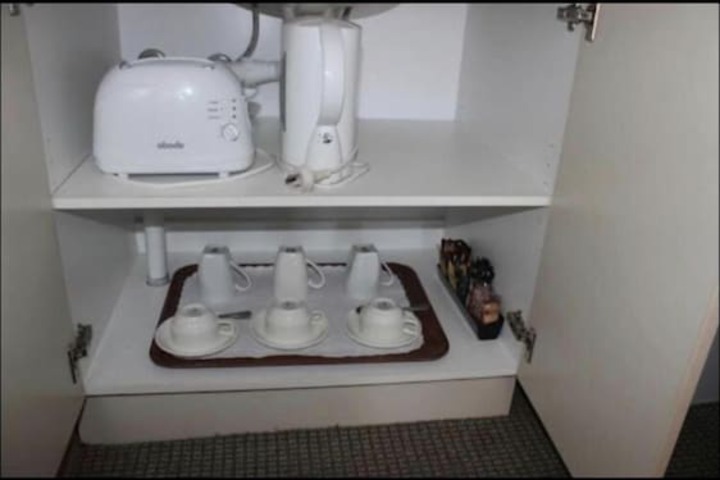 Room 16 of 46