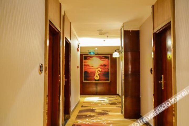 Hotel Interior 30 of 41