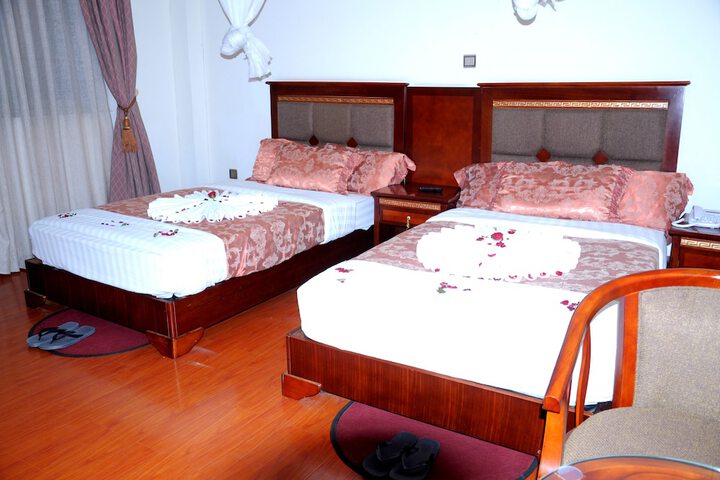 Room 7 of 29