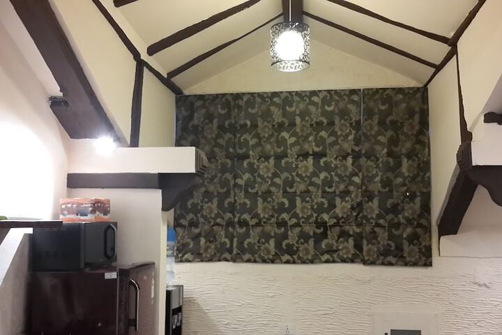 Room 5 of 37