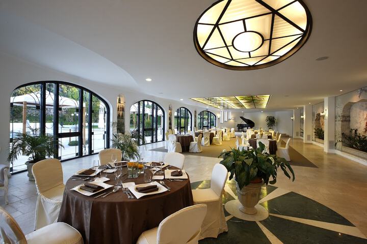 Restaurants