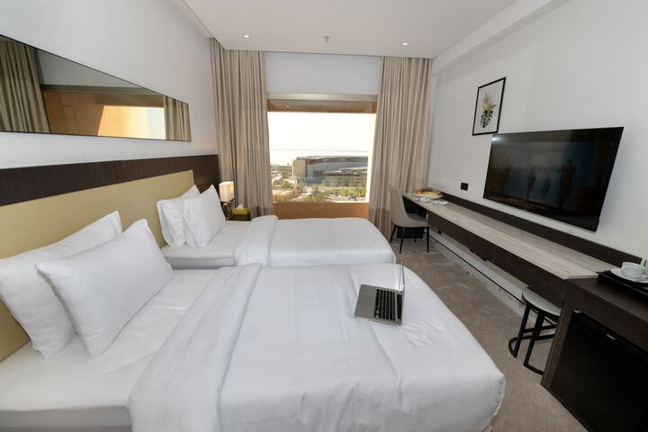 Room 21 of 24