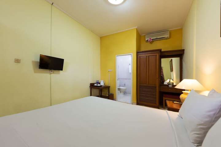 Room 25 of 50