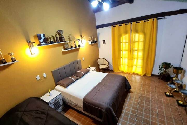 Room 16 of 83