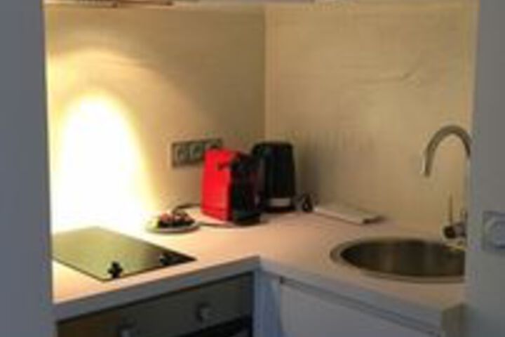 Room 115 of 200