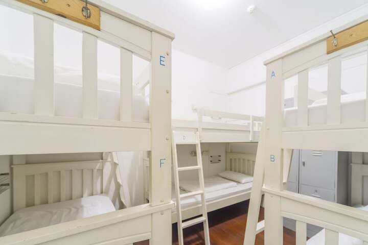Room 29 of 43