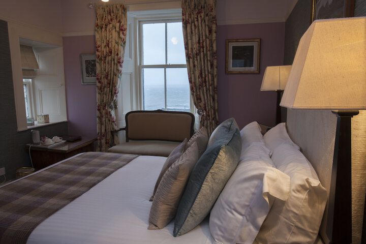 Room 4 of 26