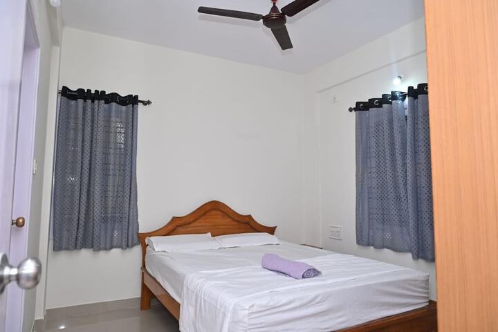 Room 2 of 14