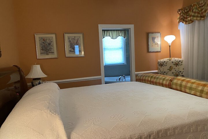 Room 38 of 69