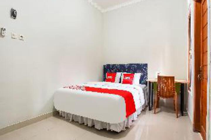 Oyo 90178 Pangeran Residence