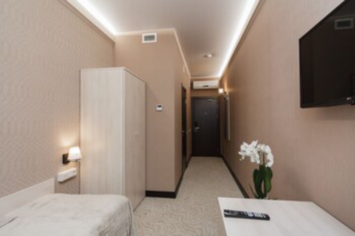 Room 47 of 76