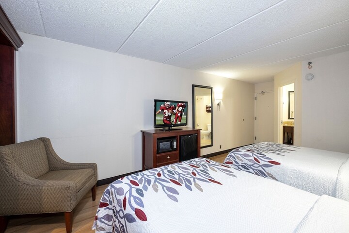 2 Double Beds (11 of 16)