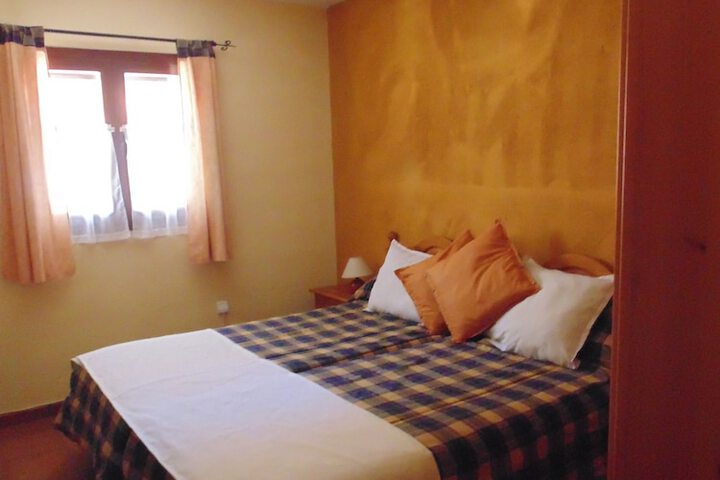 Room 3 of 79