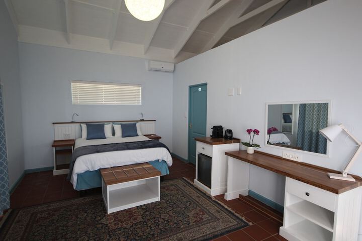 Room 8 of 88