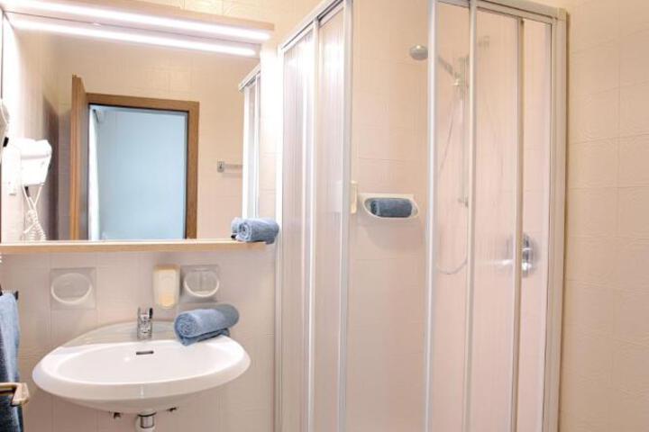 General 66 of 79