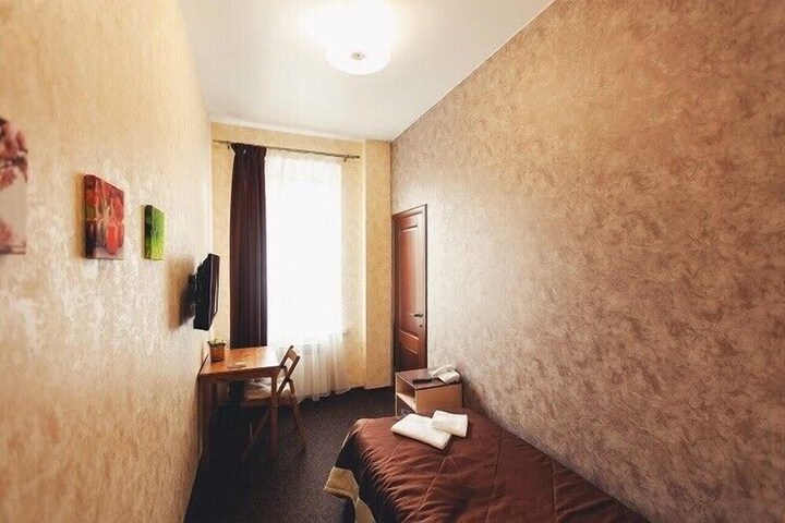 Room 28 of 51