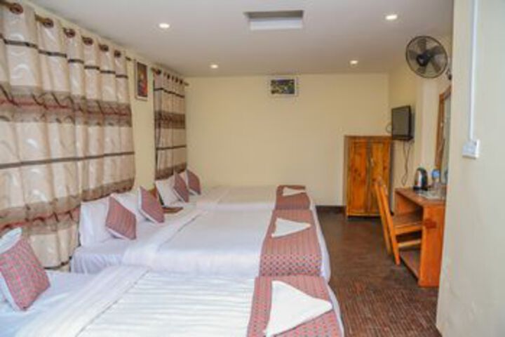 Room 35 of 60