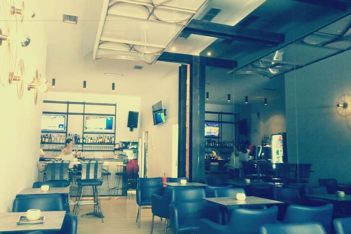 Dining Photos