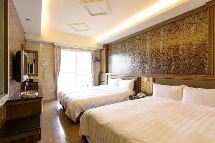 Room 9 of 41