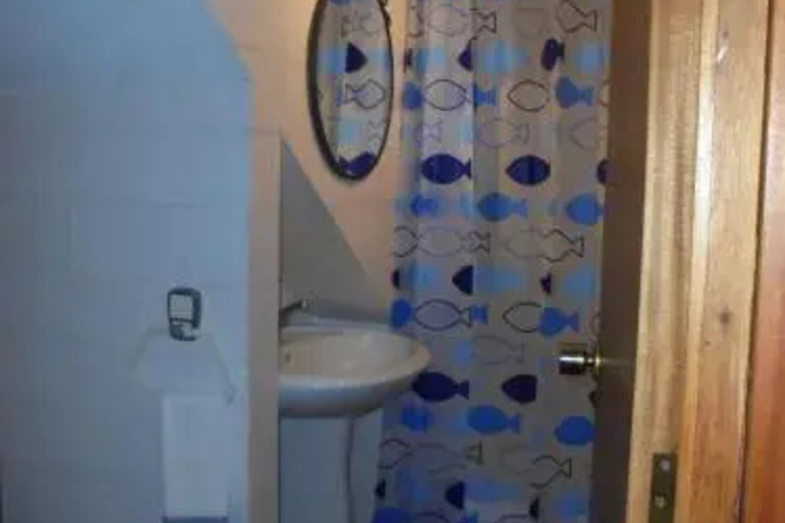 Room 7 of 10