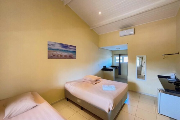 Room 4 of 51