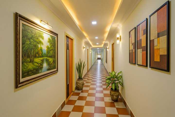 Hotel Interior 6 of 41