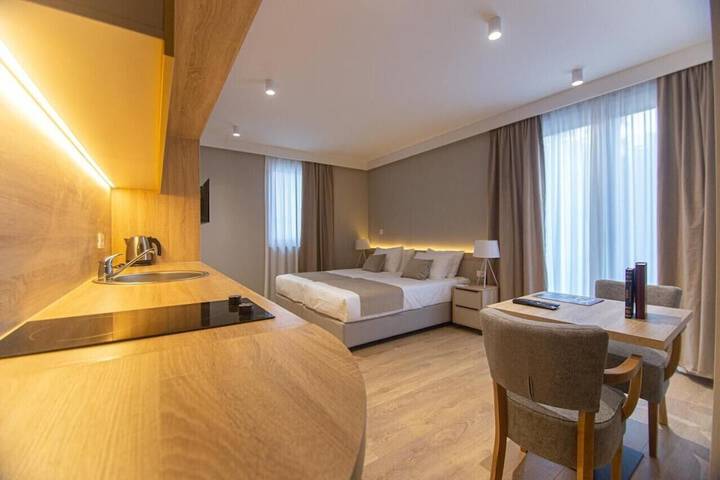 Room 9 of 36