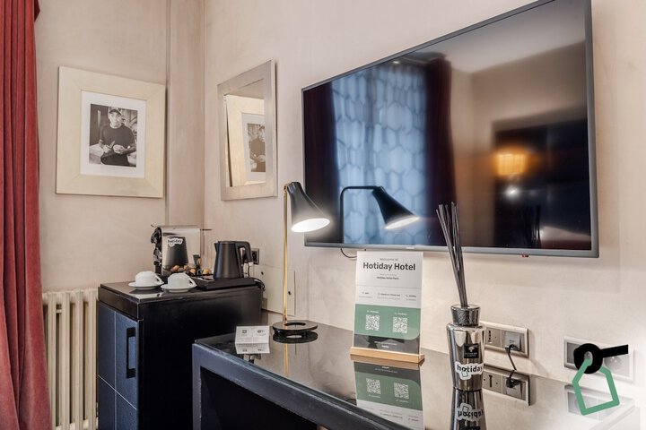 Room 11 of 71