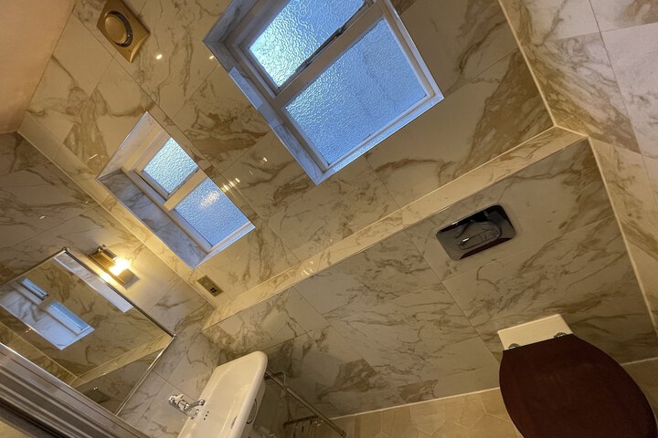 Room 45 of 60