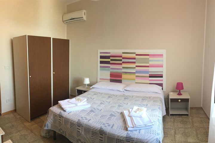Room 4 of 29