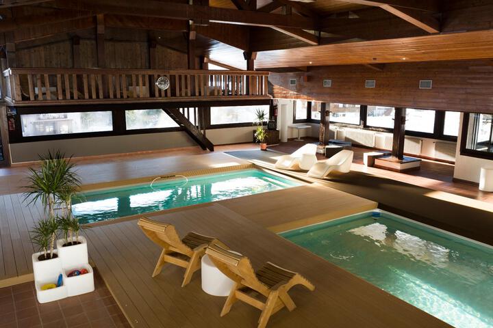Pool 34 of 41