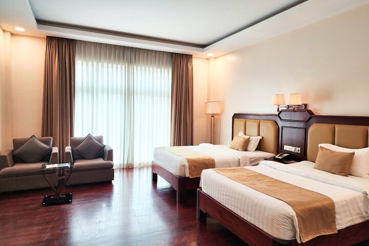 Room 36 of 142
