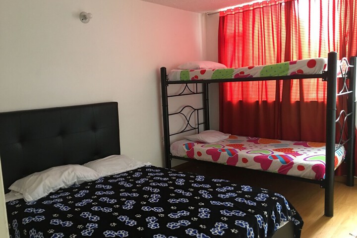 Room 2 of 37