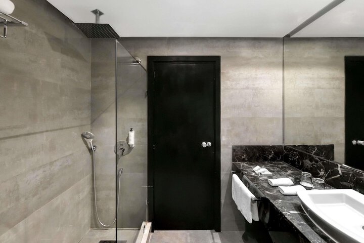 Room 47 of 137