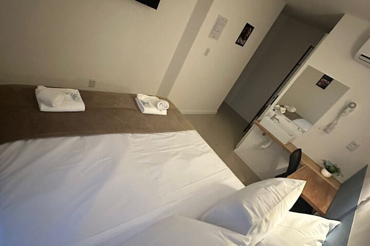 Room 5 of 36