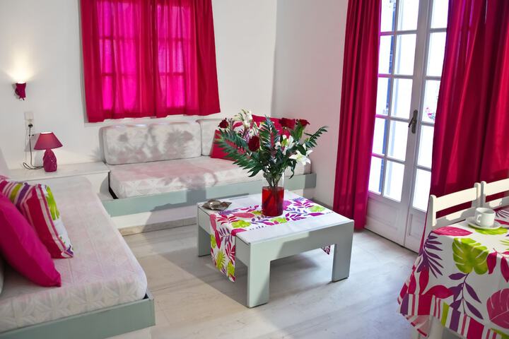 Room 5 of 22
