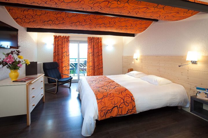 Room 7 of 29