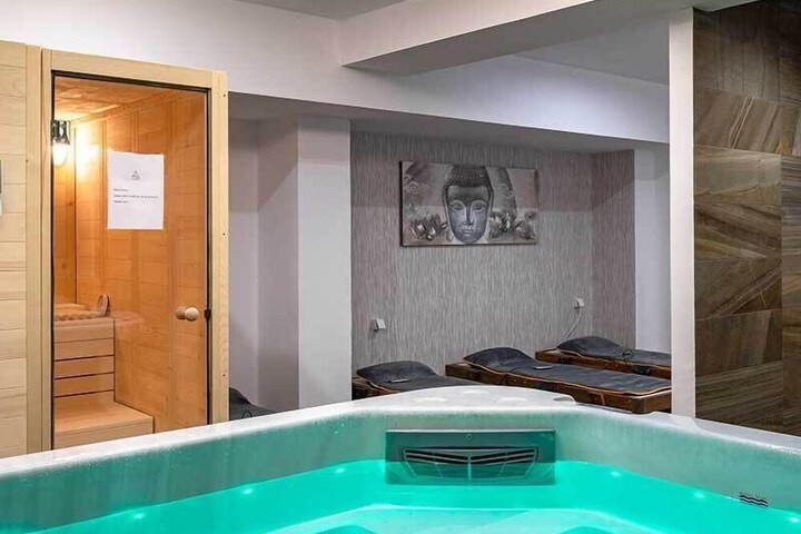 Spa 14 of 20