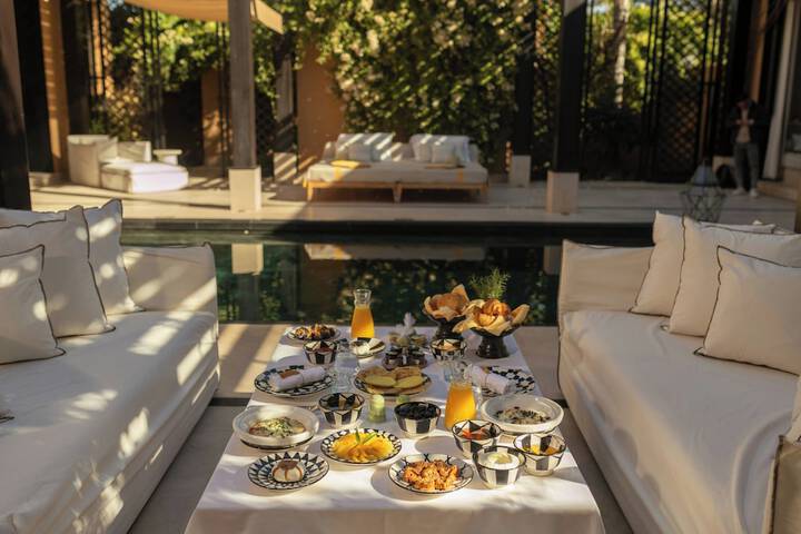 Dining Photos