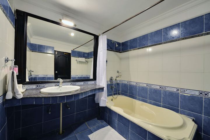 Bath Interior