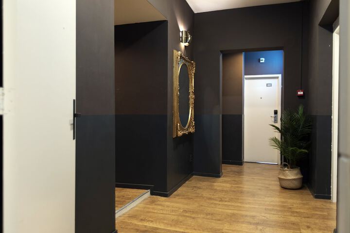 Ballroom/Hall 102 of 110