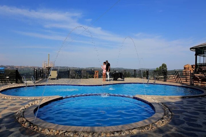 Pool 42 of 58