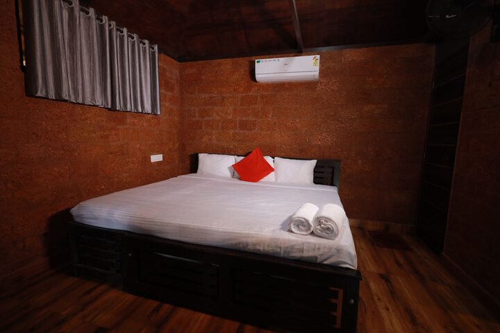 Room 10 of 81