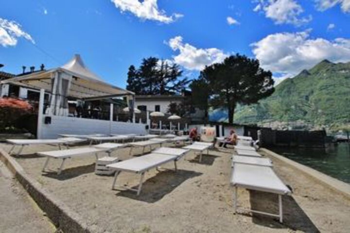 Sundeck 70 of 74