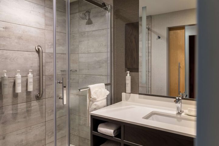 Bathroom shower